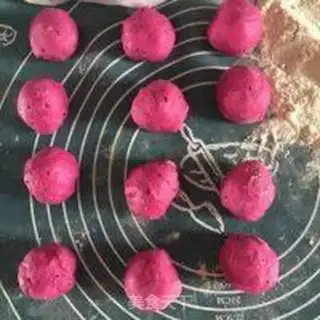 Make The embroidery burger step 8