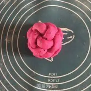 Make The embroidery burger step 12