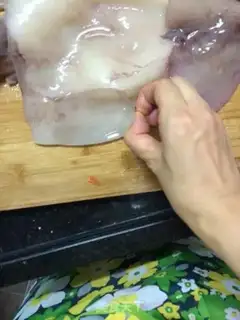 Make Roasted squid step 1