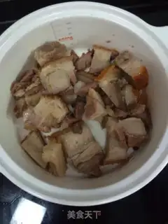 Make Burning meat mushrooms step 1