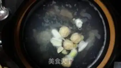 Make Seafood casserole noodles step 1