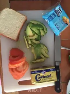 Make Avocado sandwich step 0