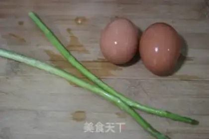 Make An egg roller lollipop step 0
