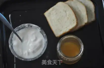 Make Yogurt toast step 0