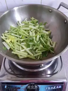 Make Celery chili step 4