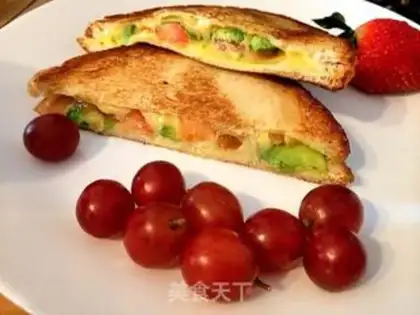 Make Avocado sandwich step 8