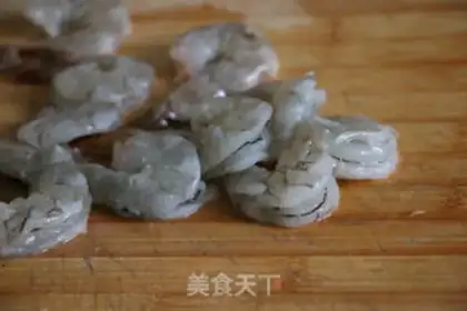 Make Cheesetail shrimp step 0