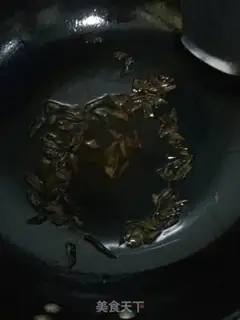 Make Onion noodles step 2