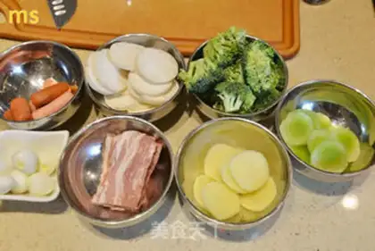 Make Spicy pot step 1