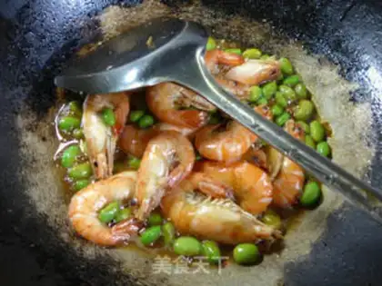Make Bean fried shrimp step 12