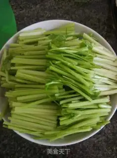 Make Celery chicken step 0
