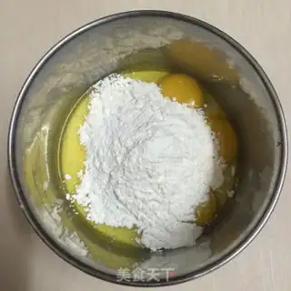 Make Paper cream cake step 4