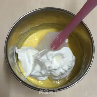 Make Paper cream cake step 6