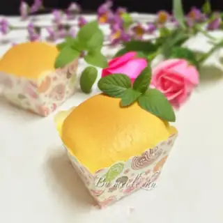 Make Paper cream cake step 10