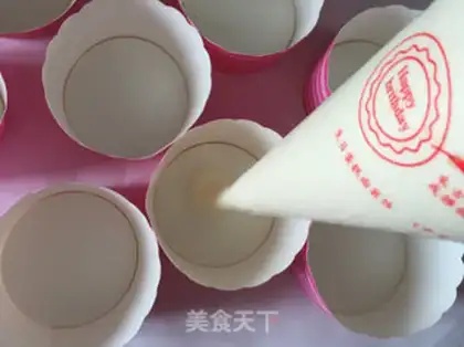 Make Cake cream flowers step 11