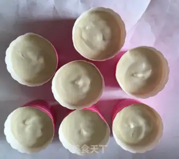 Make Cake cream flowers step 12