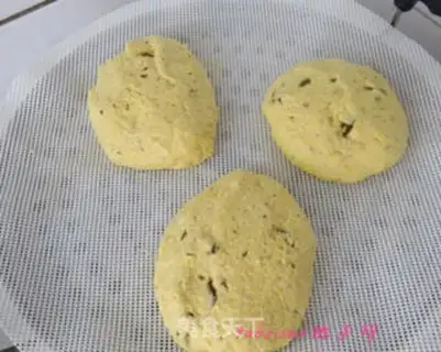 Make Beetles, bean bagels step 5