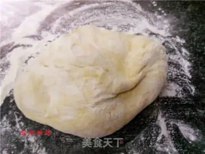 Make Cut the pumpkin buns step 5
