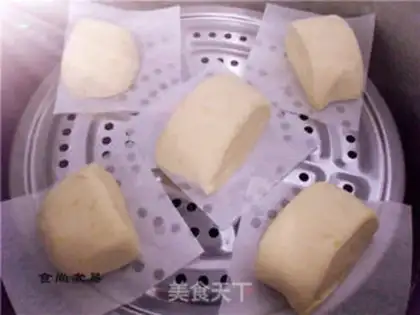 Make Cut the pumpkin buns step 7