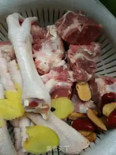 Make Chestnut papayas make chicken feet step 0