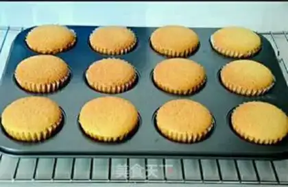 Make Three sheep with Thai cupcakes step 11