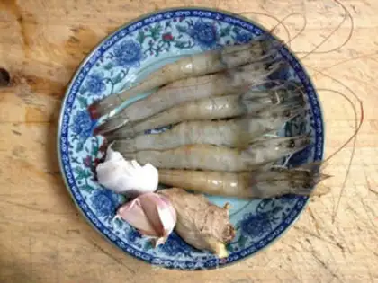 Make A healthy, fried shrimp step 0