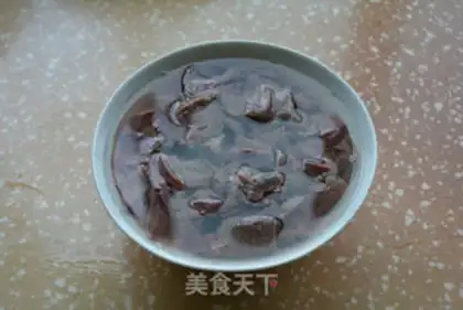 Make Onion fried liver step 1