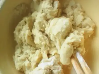 Make Peanut sesame mooncake step 1