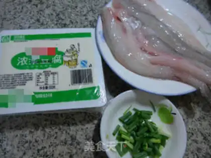 Make Shrimp tofu soup step 0