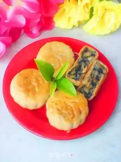 Make Peanut sesame mooncake step 14