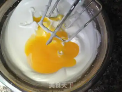 Make Double cream cupcakes step 2