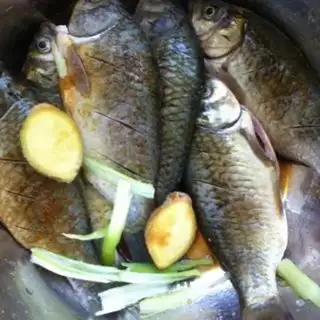 Make Red-hot wild mackerel step 1