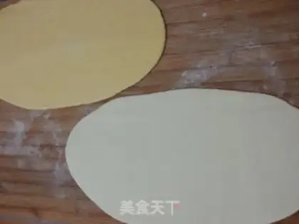 Make Pumpkin double rolls step 4