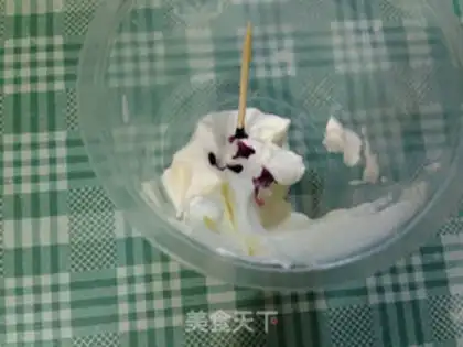 Make Double cream cupcakes step 15