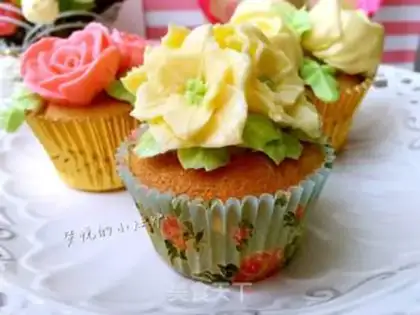 Make French creamed cupcakes step 18