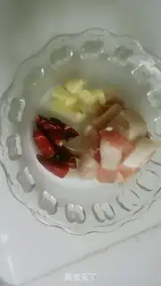 Make A hand tore step 1