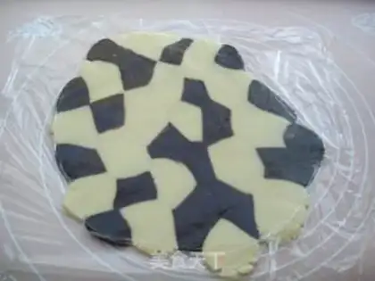 Make Little flower rabbit cookies step 5