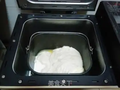 Make Bread machine old bread step 5