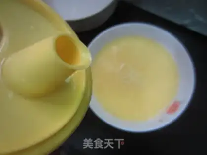 Make Clear the eggs step 3