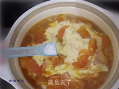 Make Tomato egg ham soup step 8