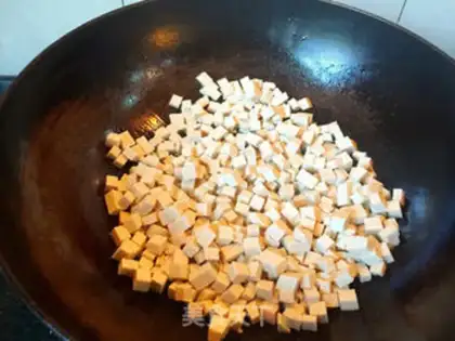 Make Beef tofu noodles step 2