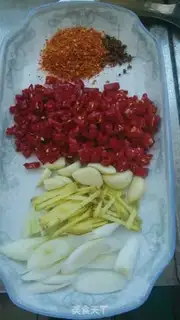 Make Spicy mackerel step 3