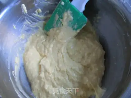 Make Yogurt cake step 3