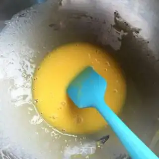 Make Yogurt cupcakes step 6