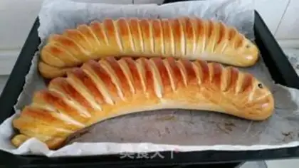 Make Raspberry caterpillar bread step 9