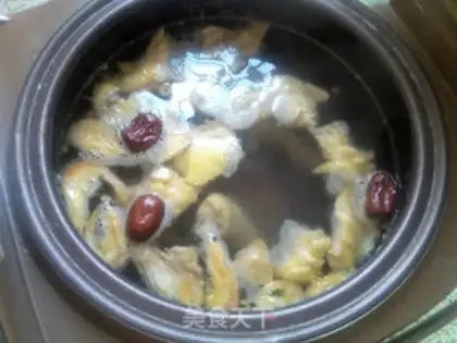 Make Shrimp-dried rooster soup step 4