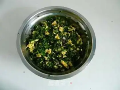 Make Eggs and water buns step 5