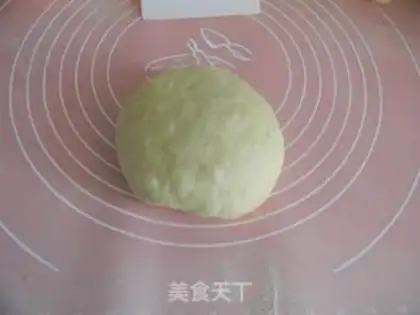 Make Eggs and water buns step 6