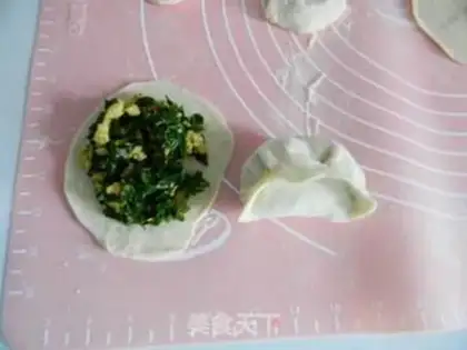 Make Eggs and water buns step 8
