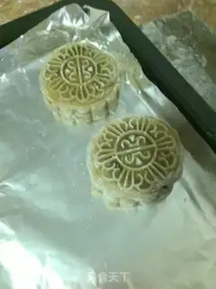 Make Green Bean Mooncake step 12